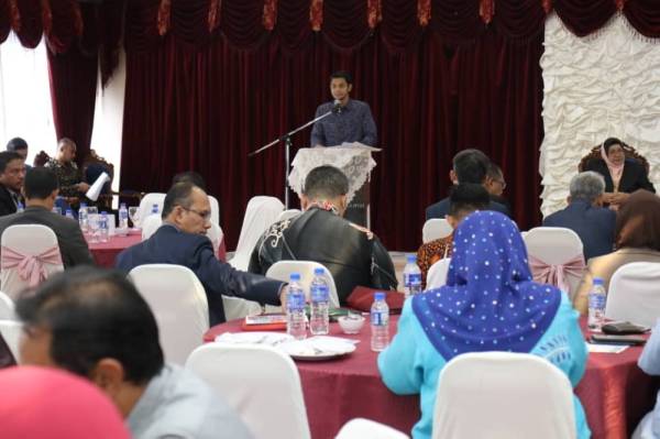 Hasnul Zulkarnain ketika menyampaikan ucapan perasmian pada majlis tersebut, di Bangunan Majlis Bandaraya Ipoh di sini hari ini. 