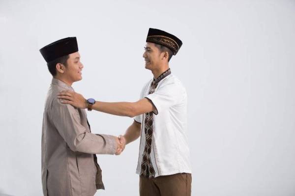 Jika kita telag mengambil hak manusia seperti hartanya, maka tidak cukup sekadar meminta maaf semata-mata, tetapi wajib memulangkannya kembali. -GAMBAR HIASAN.