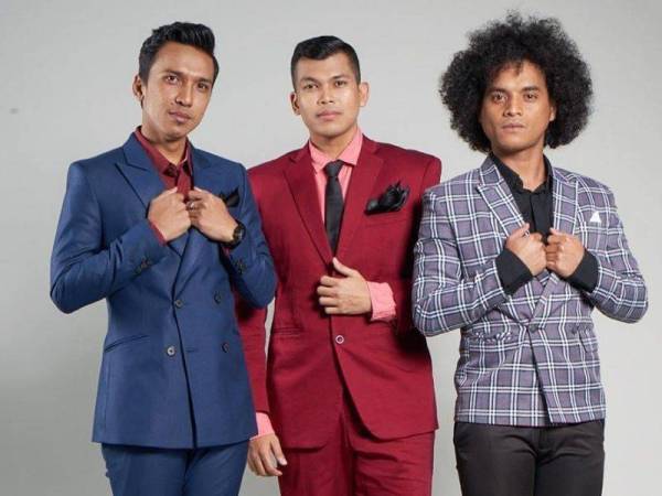 Fakhrul dalam kumpulan UNI ialah pelawak Fad Bocey dan Atu Zero.