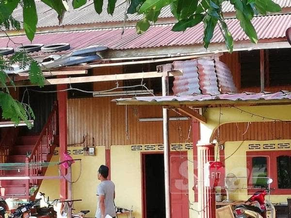 Keadaan rumah mangsa.