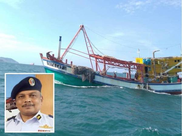 Bot nelayan asing ditahan selepas dikesan menceroboh perairan negara untuk mencuri hasil laut. (Gambar kecil: V Pannir Selvan)