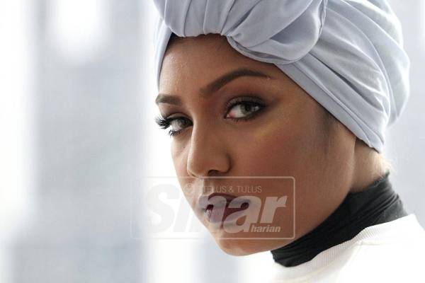 JAJA TALIB bersyukur apabila rata-rata jenama terkemuka semakin menghargai wanita yang berkulit tona gelap.