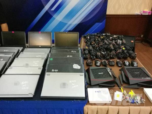 Antara barang yang dirampas dalam serbuan di Kepong di sini Isnin lalu.