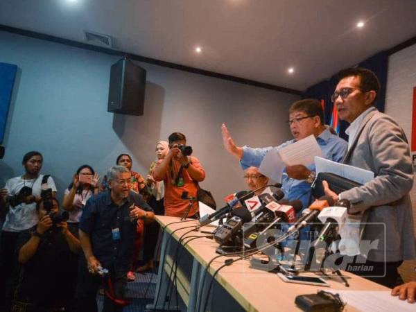 Sidang Media Majlis Pengerusi-pengerusi Pimpinan Negeri PKR di Ibu Pejabat PKR hari ini. - Foto Sinar Harian SHARIFUDIN ABDUL RAHIM