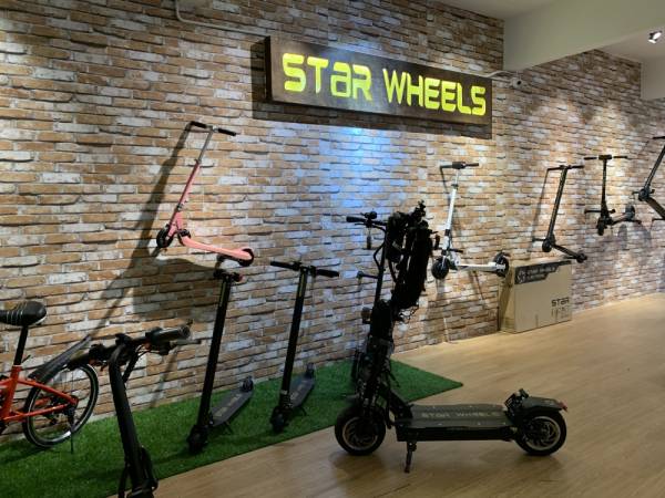 IBU pejabat syarikat Star Wheels berada di Setia Alam, Selangor.