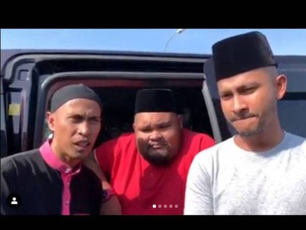 Achey, Abam dan Black (Kumpulan Botak).