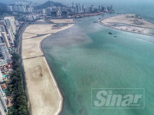 Tambakan laut di Persiaran Gurney untuk dibangunkan Gurney Wharf.