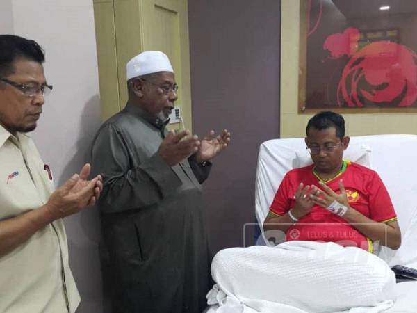 Halimey masih mendapatkan rawatan di sebuah hospital swasta selepas mengadu sesak nafas lewat malam Jumaat lalu.