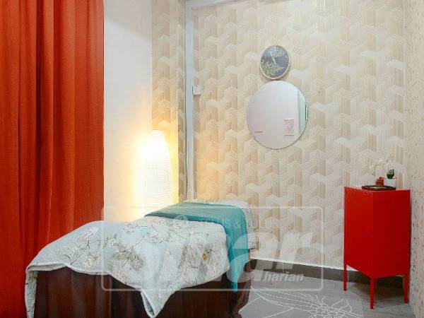 BILIK rawatan yang nyaman dan selesa.