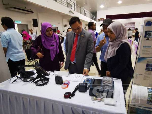 Jimmy ketika menghadiri majlis itu, semalam.