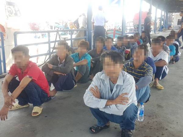 Seramai 21 nelayan Vietnam yang ditahan berusia antara 17 hingga 67 tahun.