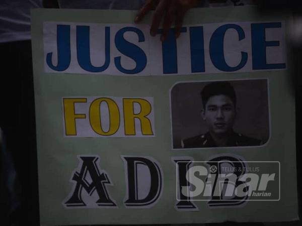 NGO Tuntut dan Pemuda UMNO Malaysia melakukan protes meminta Peguam Negara, Tommy Thomas meletak jawatan pada Jelajah Tuntut Kebenaran di hadapan Masjid Negara.
Foto - SHARIFUDIN ABDUL RAHIM