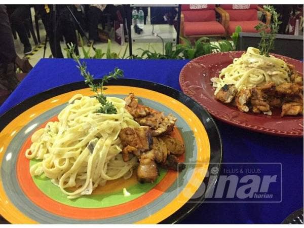 Antara menu disediakan Chef Reezlin iaitu ayam panggang sitrus dan fettuccine carbonara.