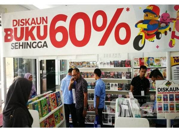 Antara menu disediakan Chef Reezlin iaitu ayam panggang sitrus dan fettuccine carbonara.