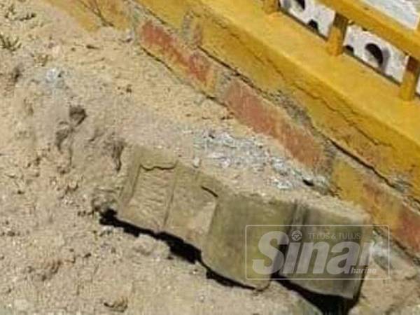 Batu nisan Makam Laksamana Bentan dicabut oleh pihak tidak bertanggungjawab.