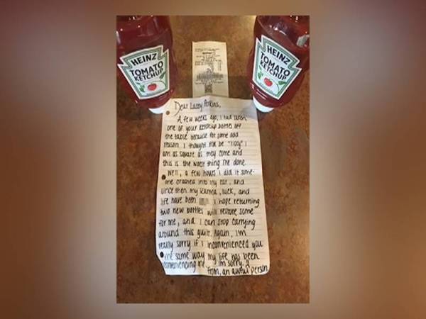 Pencuri sebotol sos tomato dari sebuah restoran di New Jersey menyerahkan dua botol baharu dan sepucuk surat memohon maaf.