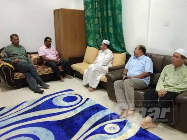 Pertemuan berlansung secara harmoni melibatkan kepimpinan MIC dan Pas negeri.