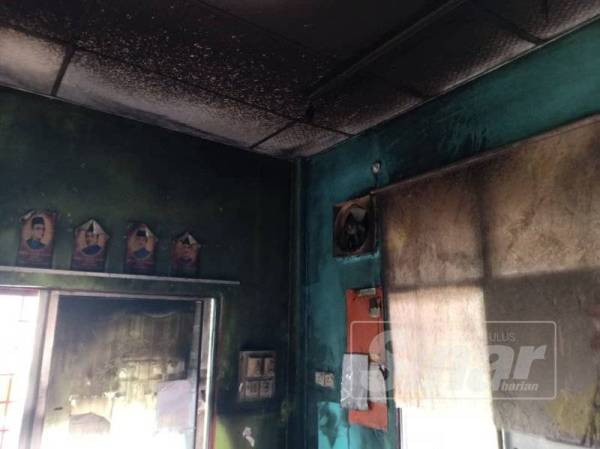 Bahagian dalam taska yang terjejas selepas terbakar pagi tadi.