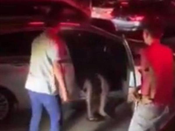 Kejadian yang dirakamkan dalam video berkenaan.