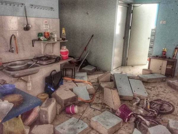 Bomba masih menyiasat punca letupan dalam rumah tersebut. - Foto Ihsan Bomba