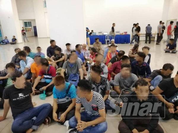 Antara PATI yang ditahan dalam operasi bersepadu di sekitar ibu negara, Khamis lalu.