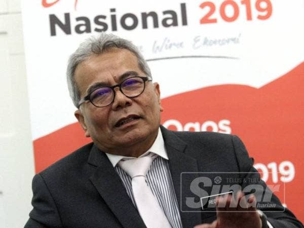 Redzuan ditemui selepas Wacana Sinar Harian Siri ke-121 bertajuk DKN 2030: Pemangkin Usahawan Negara di Dewan Karangkraf hari ini. - FOTO: ASRIL ASWANDI SHUKOR