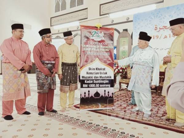 Dr Abdul Rahman ketika melancarkan Skim Kafalah Mahabbah.