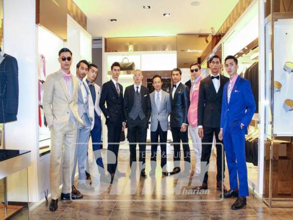 REKAAN yang menjadi pertaruhan Wardrobe.