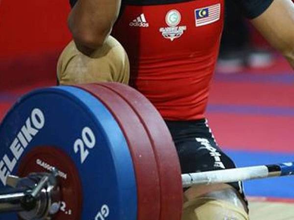 Atlet angkat berat malaysia
