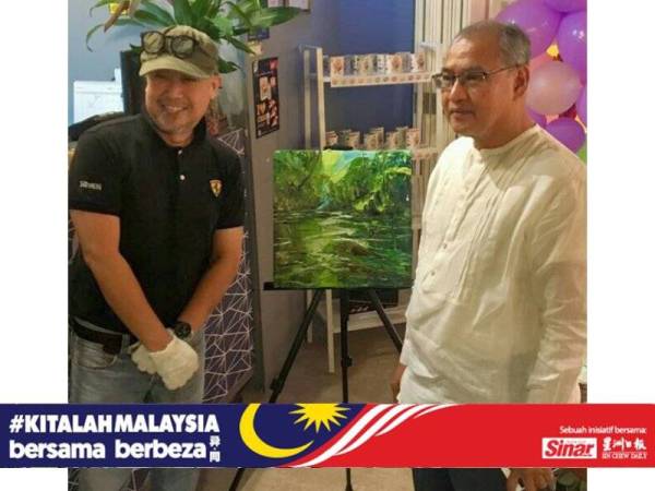 Kim Boon menghargai rakan Melayu yang membeli karya lukisannya.