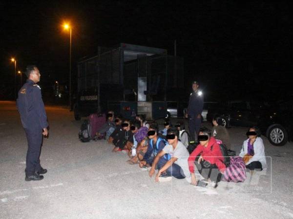 PATI warga Indonesia yang ditahan APMM malam tadi.