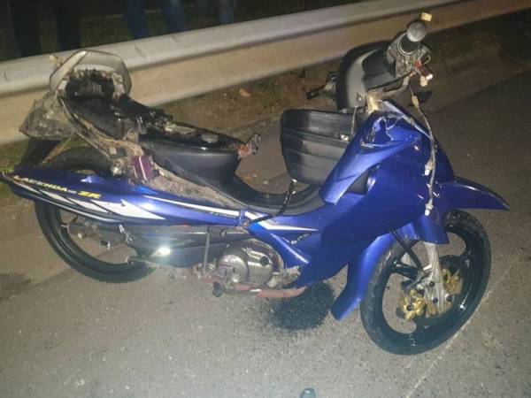 Kemalangan membabitkan lima buah motosikal jenis Yamaha LC135, Yamaha Y15ZR, dua buah Yamaha Lagenda 115 dan Yamaha Lagenda 110 serta dua buah kereta jenis Perodua Myvi dan Mercedes CLS 350.