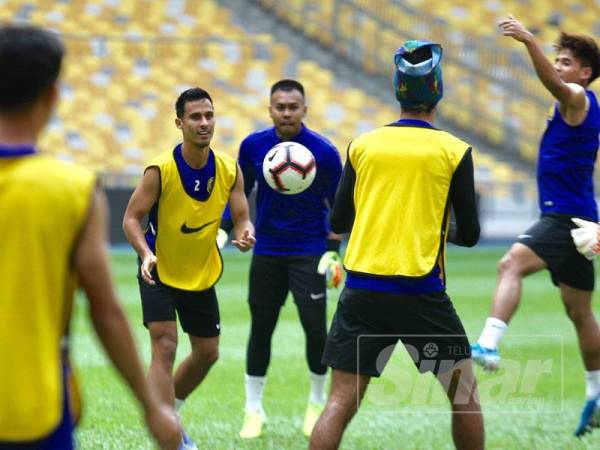 Pemain Harimau Malaysia jalani latihan bagi mempersiapkan diri bagi menghadapi Perlawanan Kelayakan Piala Dunia 2022 antara Malaysia menentang UAE. FOTO:ZAHID IZZANI