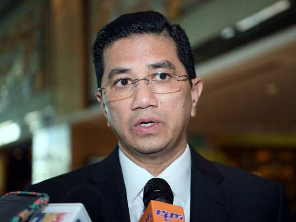 Azmin - Foto Bernama