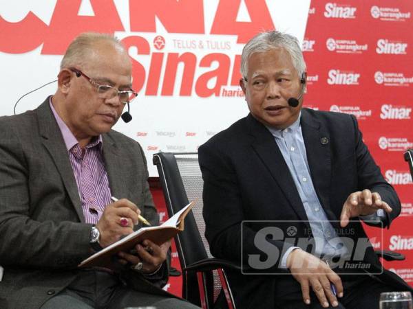 (Kanan) Pengarah Eksekutif MEF, Datuk Shamsuddin Bardan