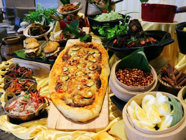 Antara menu bufet yang disediakan.