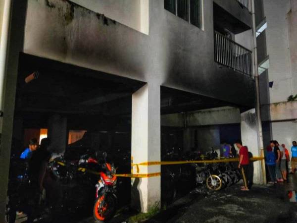 17 Motosikal Di Pangsapuri Desa Tenaga Terbakar