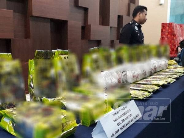 Dadah jenis syabu dengan berat kira-kira 28.8 kilogram bernilai RM1.4 juta yang dirampas di sebuah homestay di Yan pada Ahad lalu.