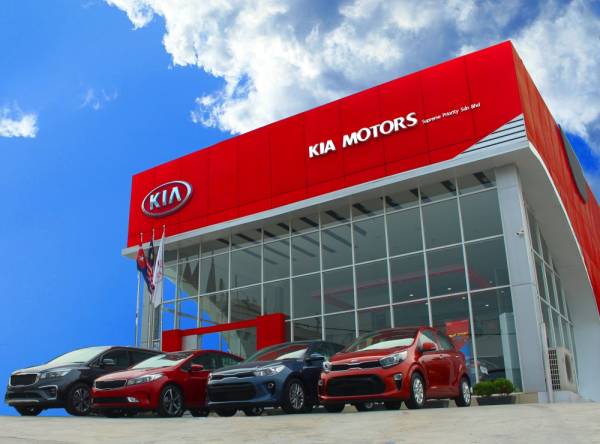 CAWANGAN 3S Kia Tampoi di Jalan Tampoi, Johor Bahru yang baru dibuka baru-baru ini.