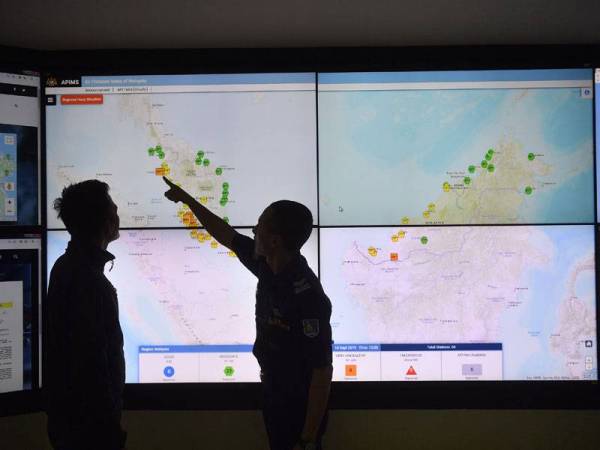 Di Semenanjung bilangan kawasan yang merekodkan bacaan tidak sihat dengan IPU melebihi 101 meningkat kepada 39 hari ini berbanding 35 semalam.
