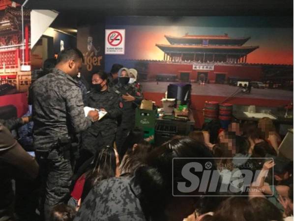 JIM Perak menjalankan serbuan hasil daripada maklumat orang awam dan risikan.