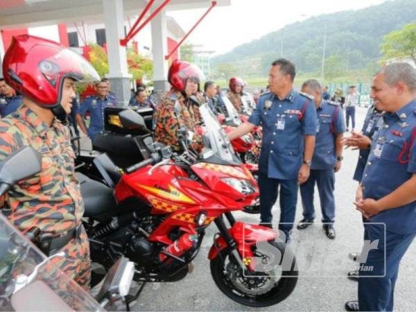 Pada majlis itu, sembilan motosikal unit RIM dan empat pacuan empat roda diberikan kepada Balai Bomba dan Penyelamat Taiping, Ipoh Tapah, Slim, Meru Raya, Selama dan Gerik.