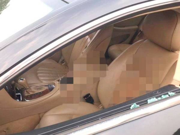 Pemeriksaan ke atas kenderaan yang disamun menemui barangan dipercayai hasil kegiatan kumpulan berkenaan termasuk mata wang pelbagai negara.