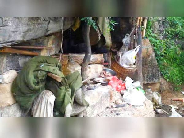 Tempat persembunyian Moujiang bersaiz kurang 21 kaki persegi.