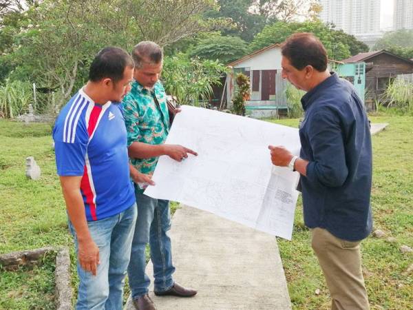 Lukisan pelan menunjukkan rumah dibina atas tanah kubur di Batu 3 Jalan Ipoh.