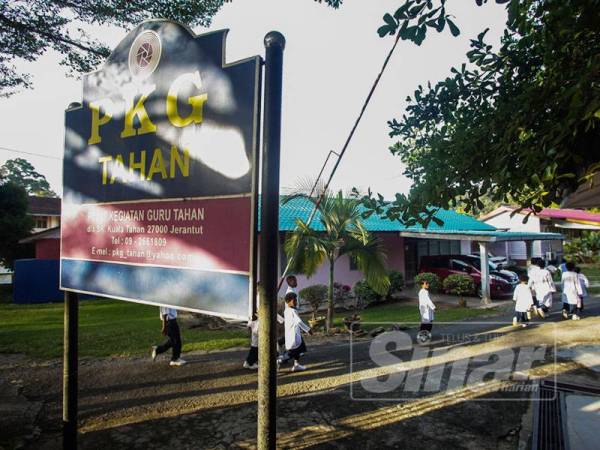 SK Kuala Tahan menjadi tempat baharu untuk kanak-kanak suku Batek menimba ilmu demi masa depan mereka.