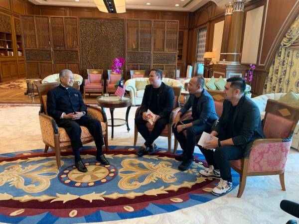 Temubual eksklusif Geng Pagi Hot bersama Tun M - FOTO: Hot FM