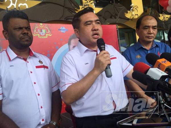 Anthony Loke Siew Fook pada sidang media hari ini.