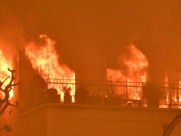 Tujuh maut termasuk lima kanak-kanak di Rusia dalam satu kebakaran rumah. -Foto Agensi