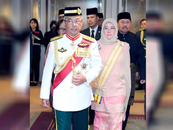 Agong Permaisuri saksi pertabalan Maharaja Jepun